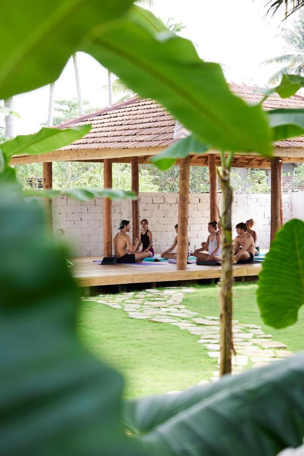 Spindrift Hostel Madiha (Adults Only) ماتارا المظهر الخارجي الصورة