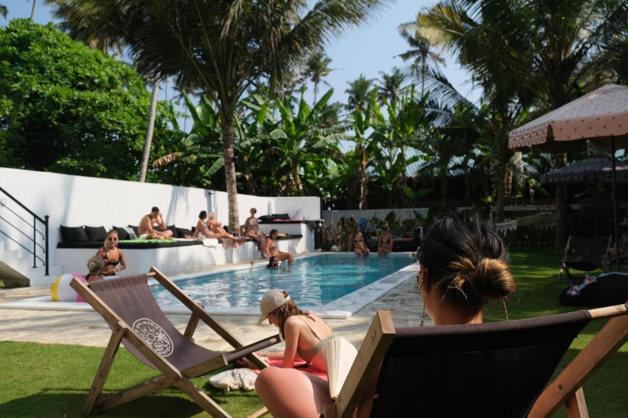 Spindrift Hostel Madiha (Adults Only) ماتارا المظهر الخارجي الصورة