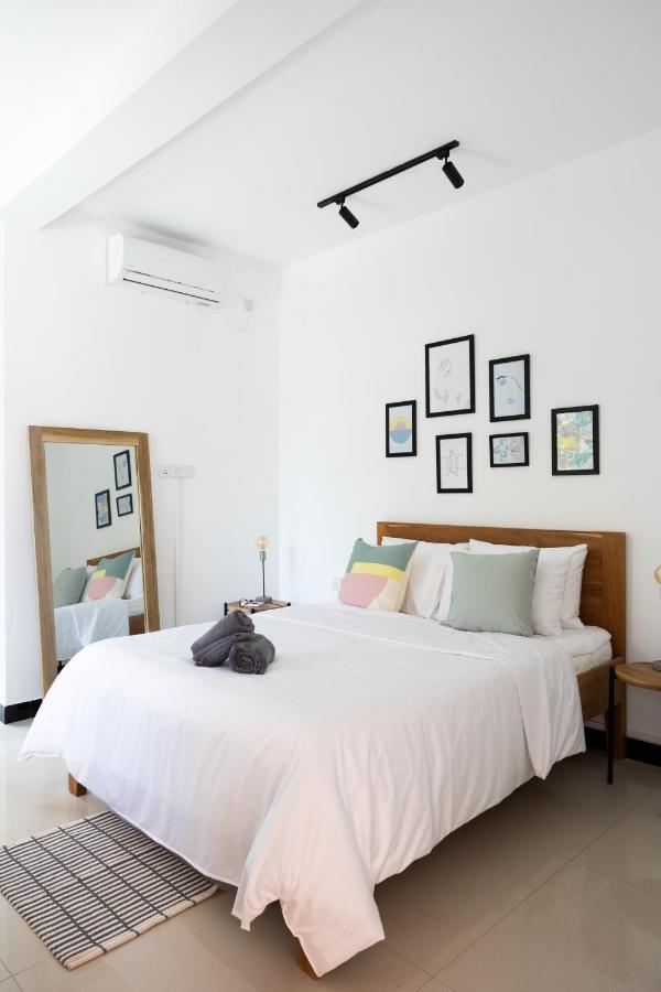 Spindrift Hostel Madiha (Adults Only) ماتارا المظهر الخارجي الصورة
