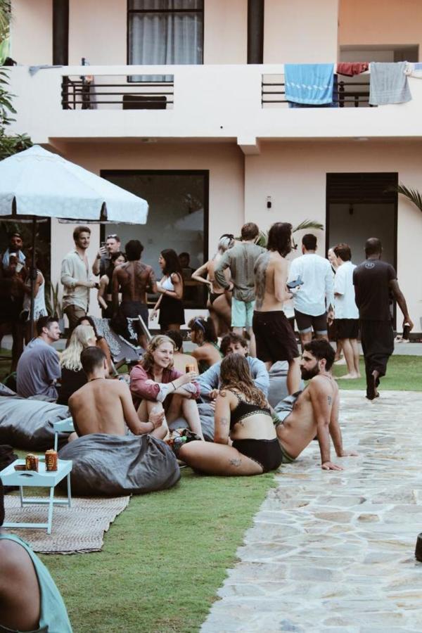 Spindrift Hostel Madiha (Adults Only) ماتارا المظهر الخارجي الصورة